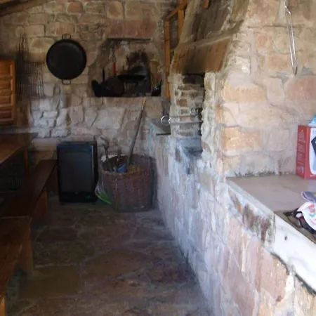 Feriehus Casa Fausto Cerca De Dinopolis *