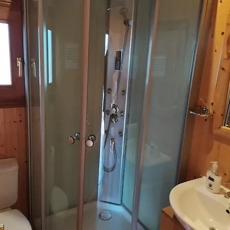 Casa Fausto Cerca De Dinopolis