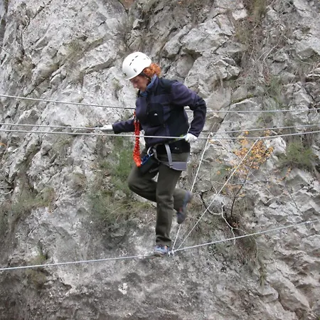Casa Fausto Cerca De Dinopolis * Formiche Alto
