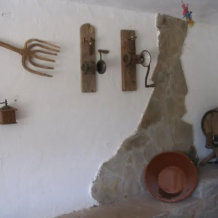 Casa Fausto Cerca De Dinopolis Formiche Alto