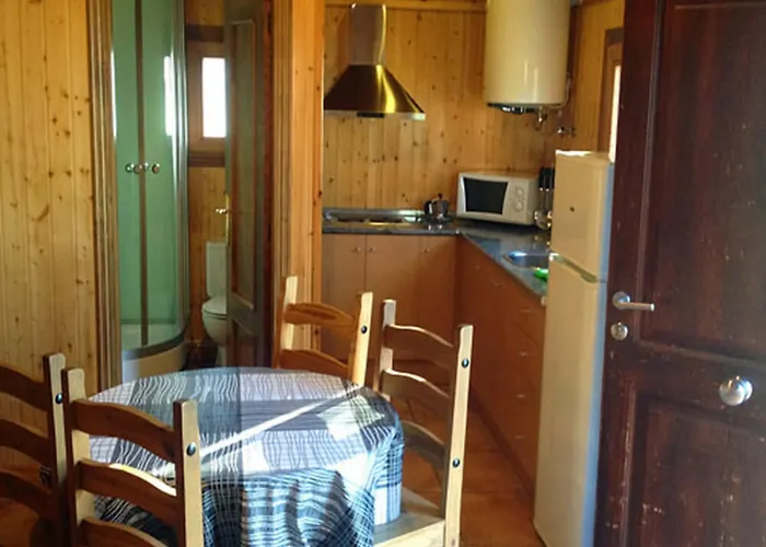 Casa Fausto Cerca De Dinopolis