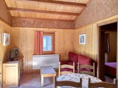 Casa Fausto Cerca De Dinopolis