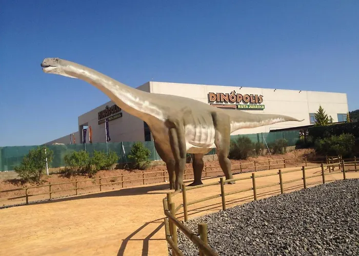 Casa Fausto Cerca De Dinopolis 度假居 Formiche Alto