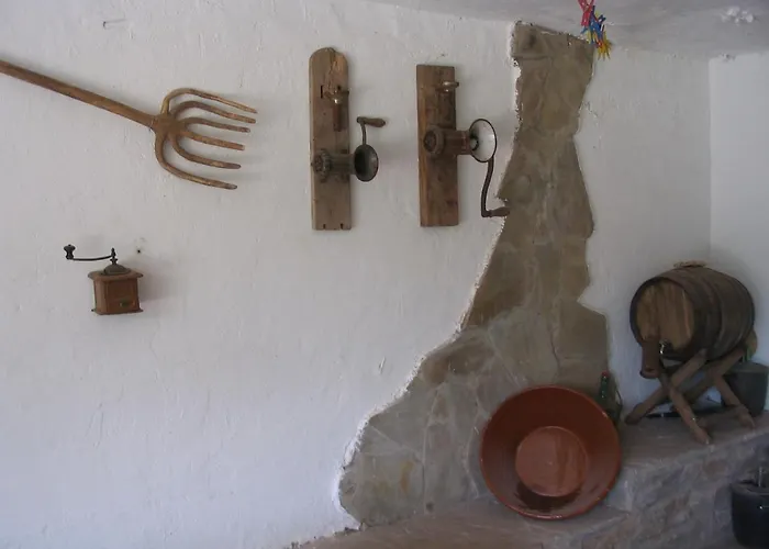 Casa Fausto Cerca De Dinopolis Formiche Alto